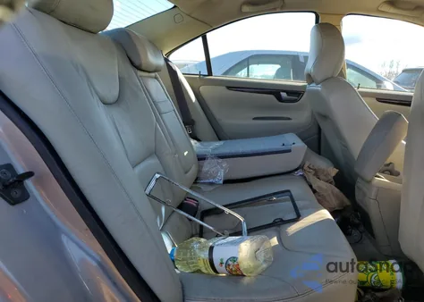 2003 Volvo S60 z USA, uszkodzony, nr VIN YV1RS61T032242898